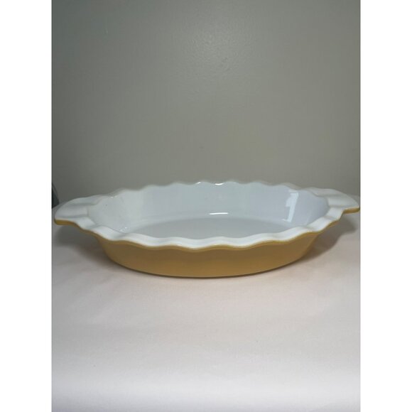 Emile Henry Baking Dish Ruffled Fluted Mustard Yellow White France 10.5 x 7" - Picture 1 of 5